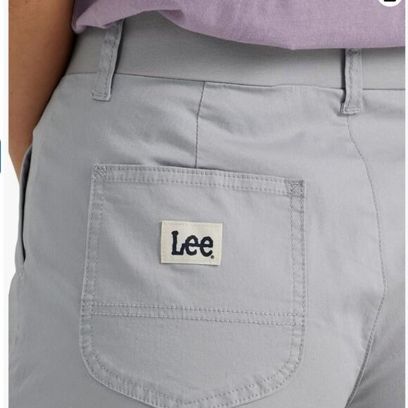 NWT Lee womens Ultra Lux Comfort With Flex-to-go Utility Bermuda Short, gray - Picture 4 of 7